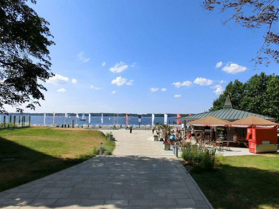 Апартаменты Smucke Stuuv II & III Глюксбург Экстерьер фото